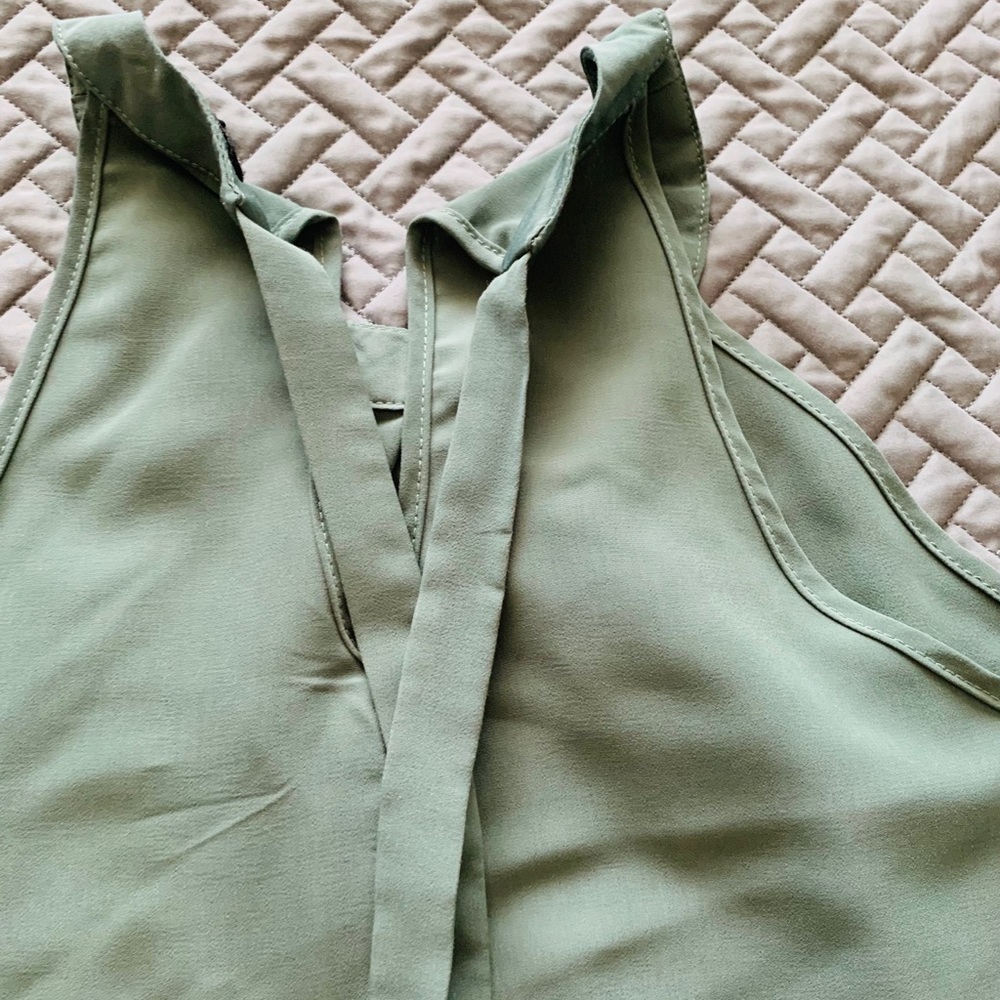 Halter top - Picture 5 of 5